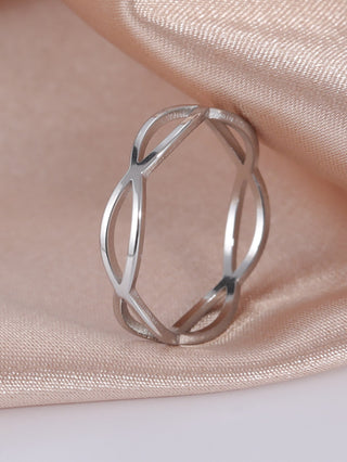 1pc Fashionable Stainless Steel Hollow Out Ring For Women